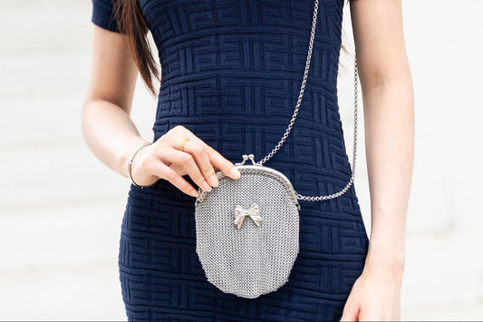 Elevate Your Style with a Chainmail Bag: The New Icon in Metal Mesh Fashion
